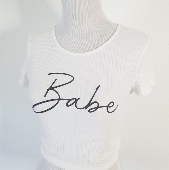 🍭💥"BABE" Crop Tee - Picture 5 of 10